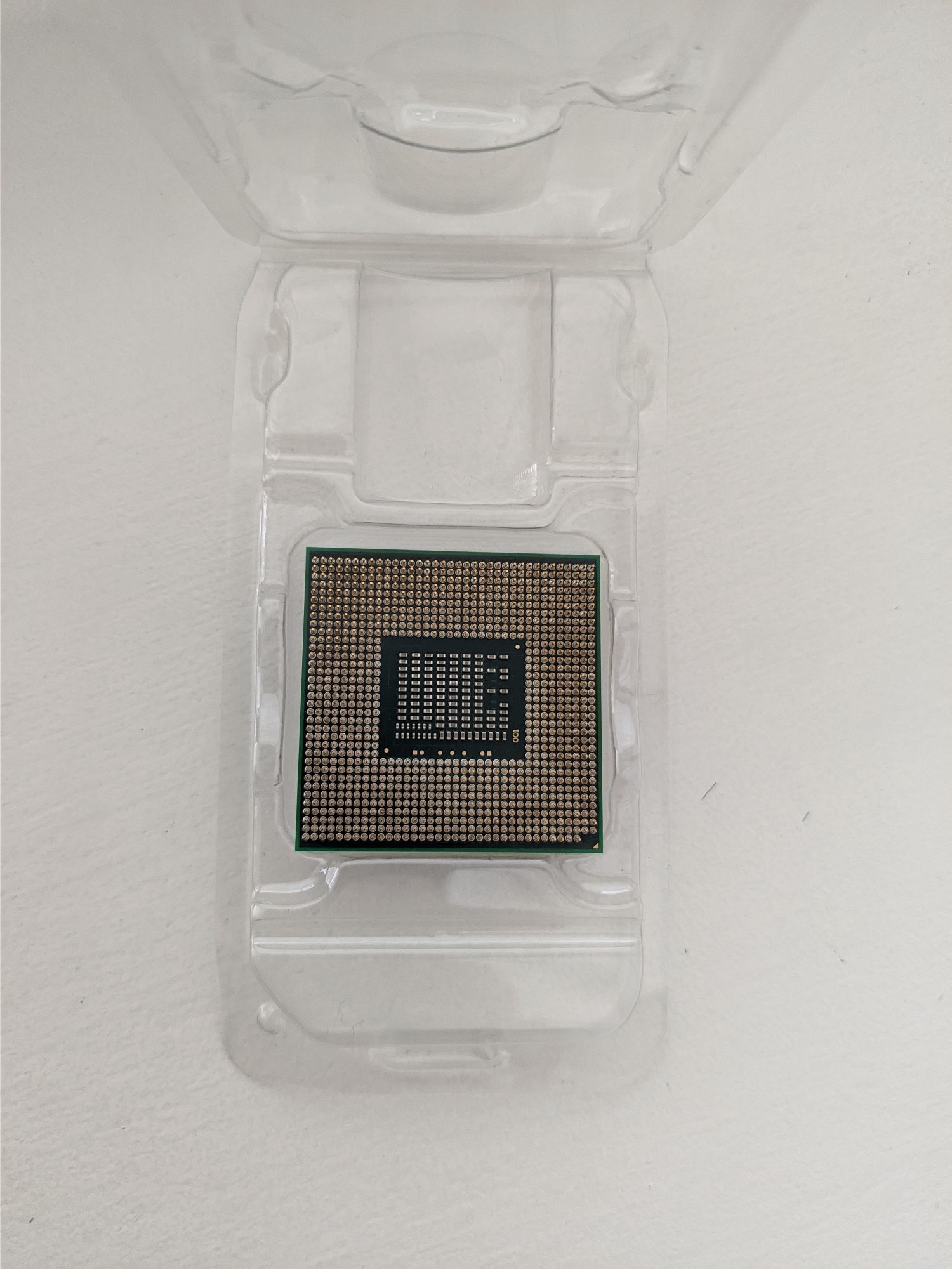 Процесор Intel Core i3-2348M