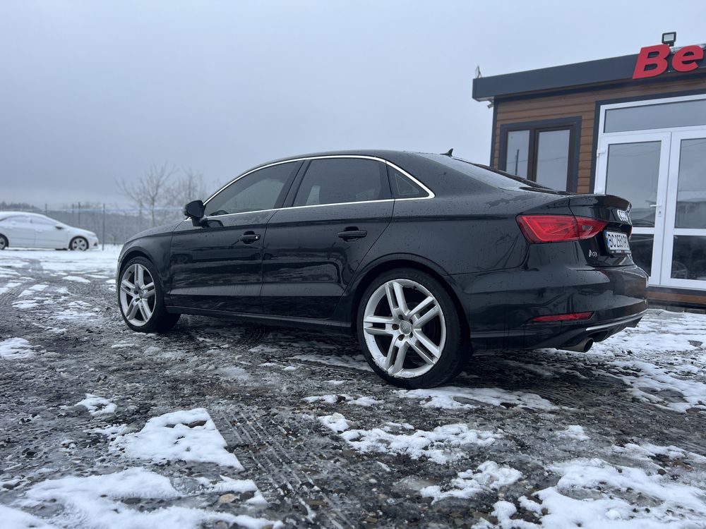 Audi A3 premium plus 2016р