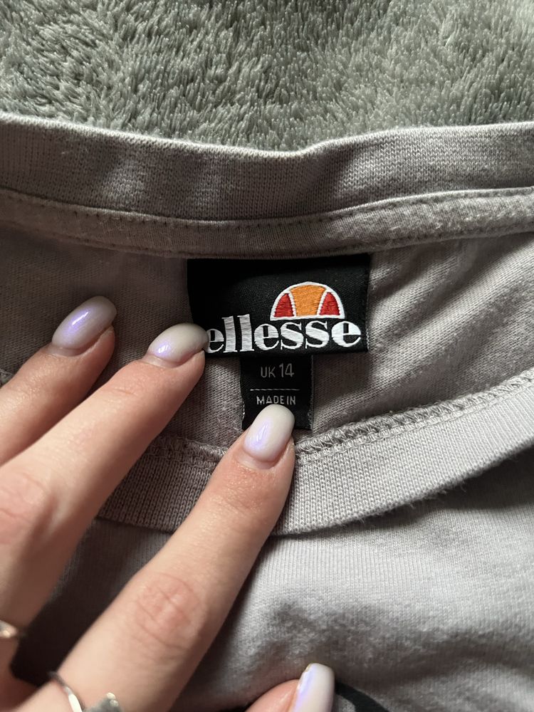 футболка топ з длинним рукавом ellesse