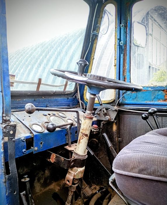 Продам фронтальный погрузчик ТО-6 (Д 561 б) после кап.ремонта.