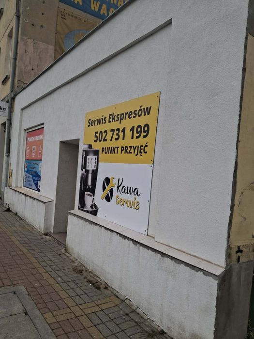 Do wynajecia lokal handlowo - usługowy.