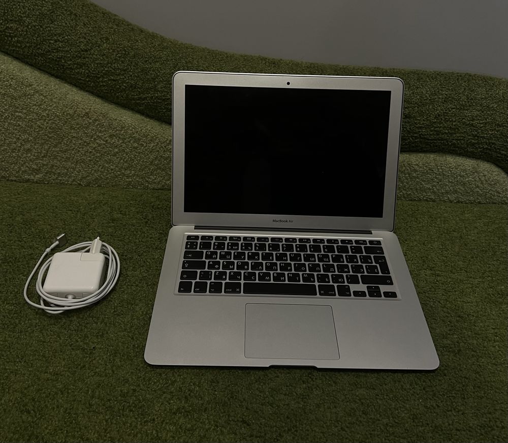 Macbook Air 13 2017 8/128