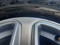 Komplet kół Ford z oponami Bridgestone Dueler 265/65r17 z 2021 r.