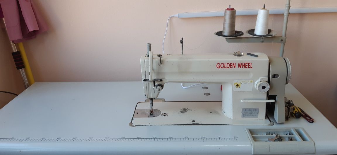 Промислова швейна машина Golden wheel