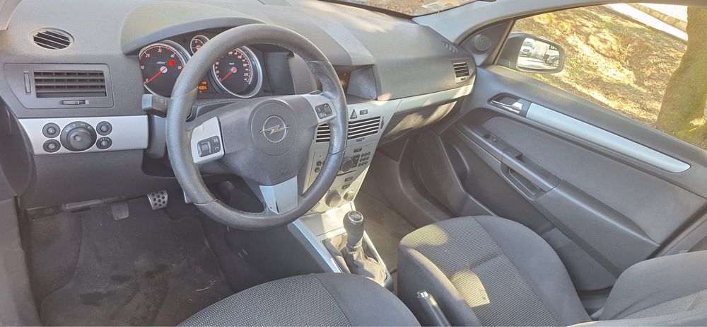 Opel Astra Caravan 2008