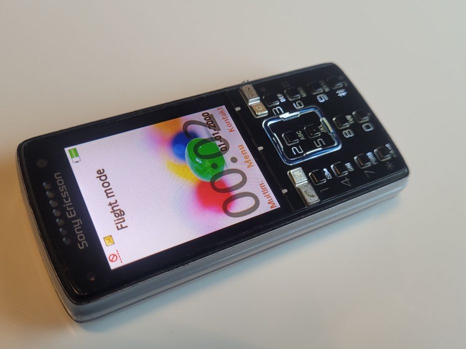 Mix telefonów SONY ERICSSON Walkman W890i K850i W200i T300i USZKODZONE