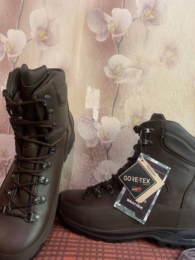 Тактичні черевики Gore-tex