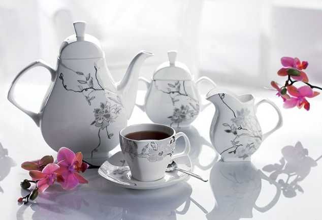 Idealny na święta! Porcelanowy serwis do kawy