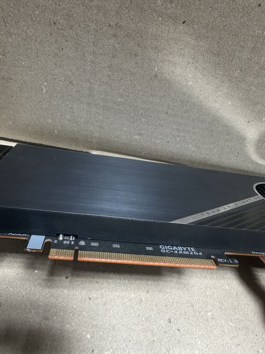 Адаптер Gigabyte AORUS Gen4 AIC Adaptor (GC-4XM2G4)