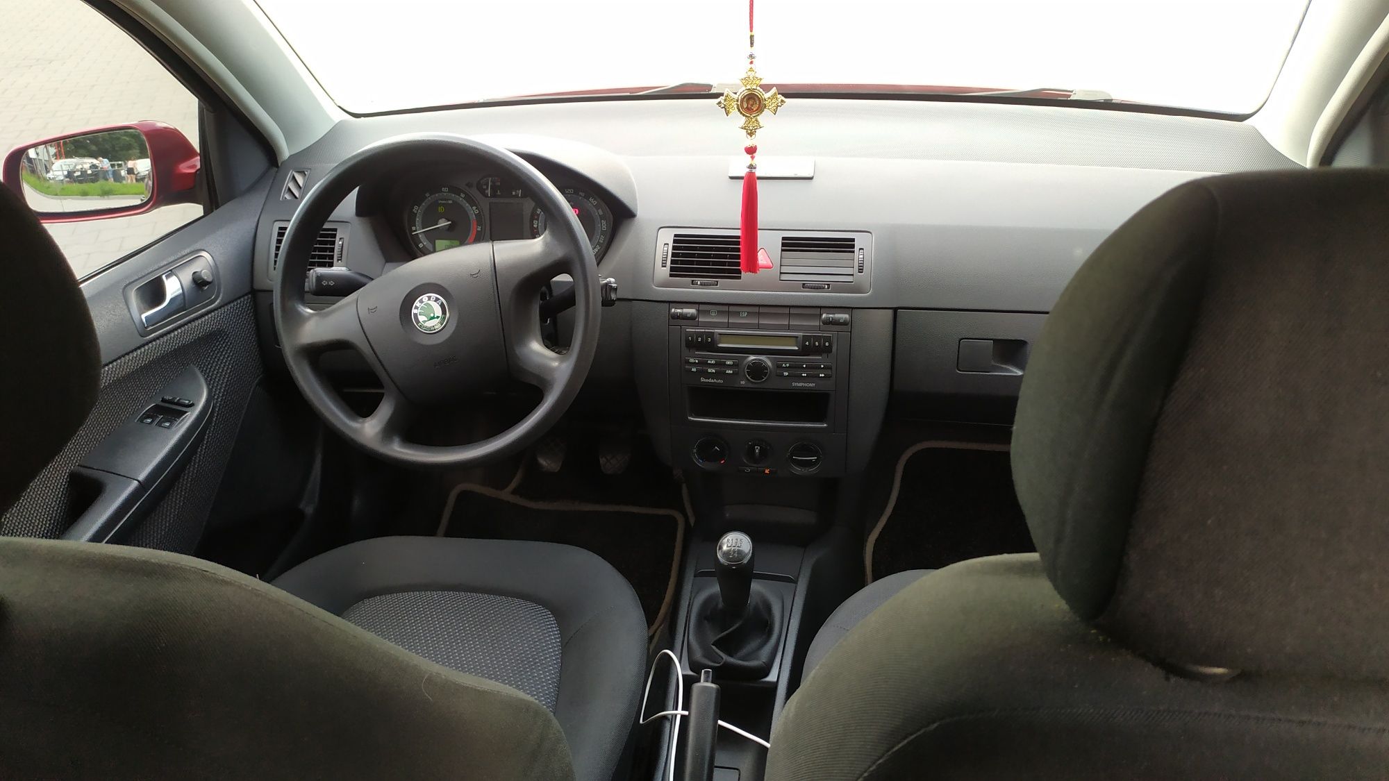 Продам skoda fabia 1.4