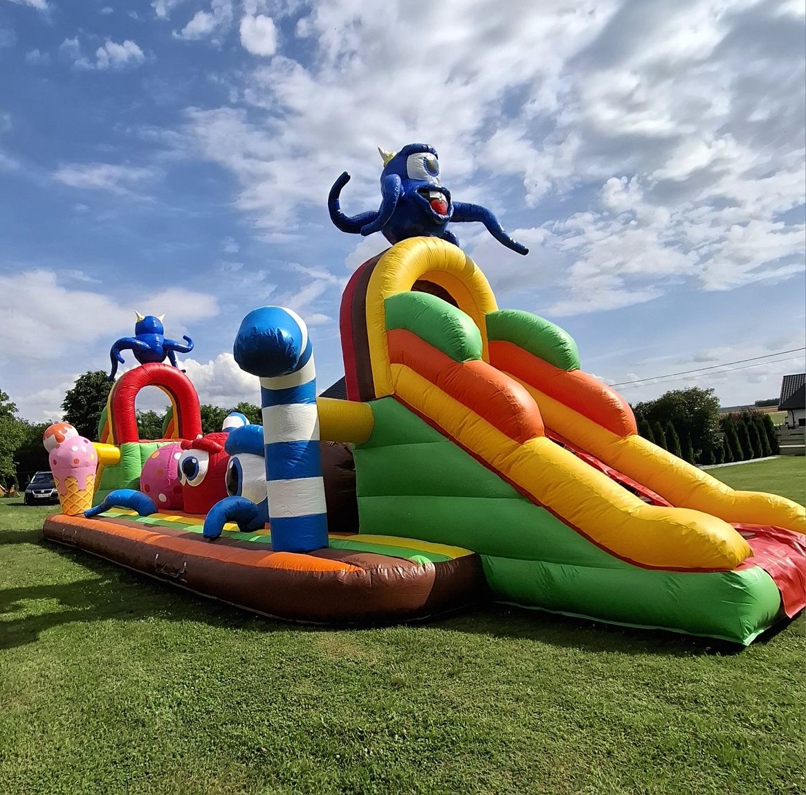 Wipe Ball Wipeout Tor przeszkód ze zjeżdżalnią