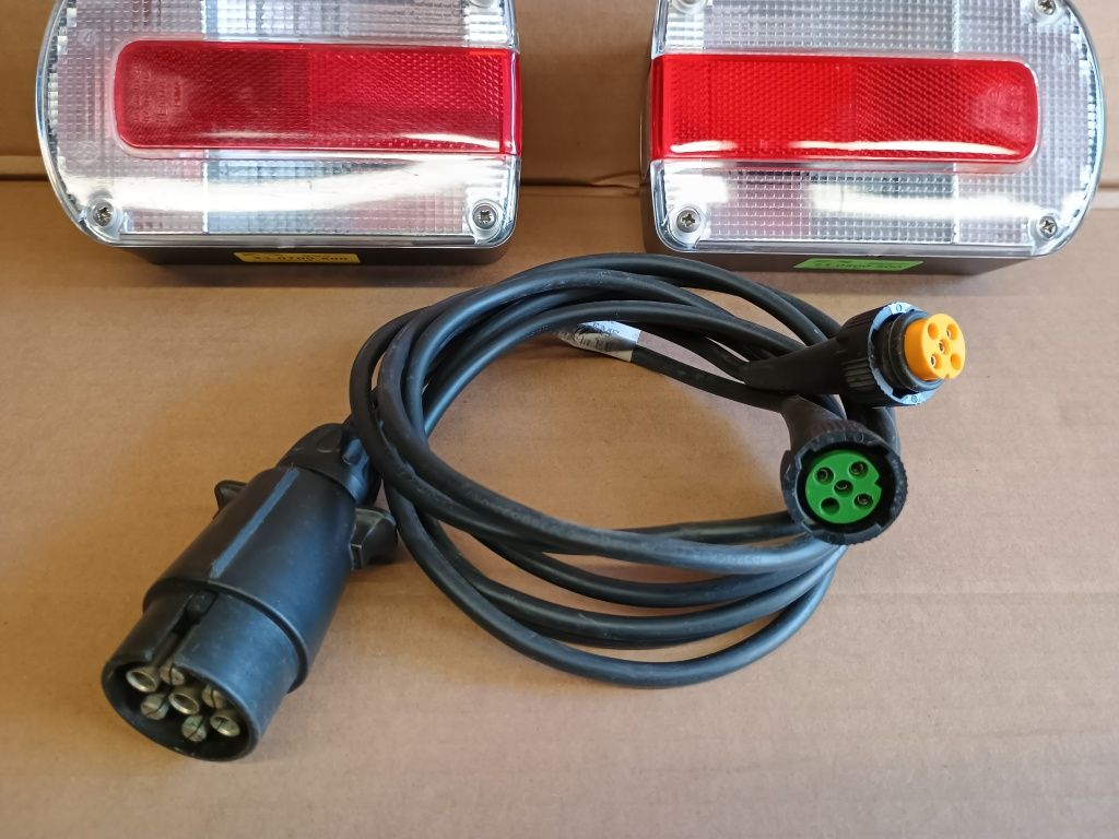 Lampy Thule zestaw 7 pin