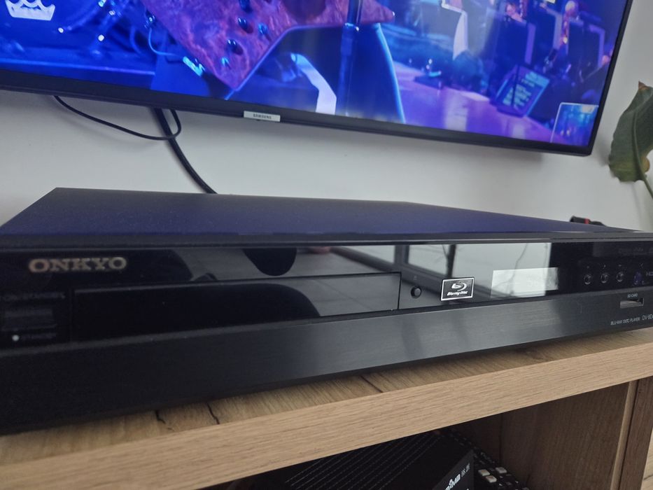 Blu ray Onkyo model dv bd 606