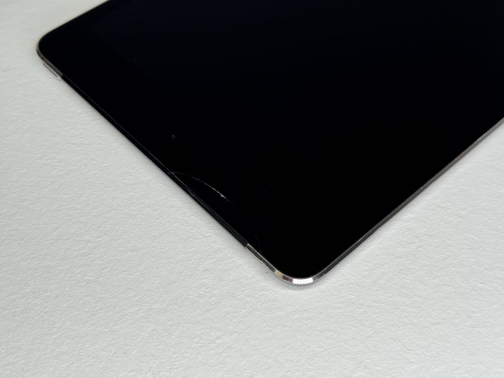 iPad mini 4 128GB (A1550) - Cellular (LTE) - wada - faktura VAT 23%