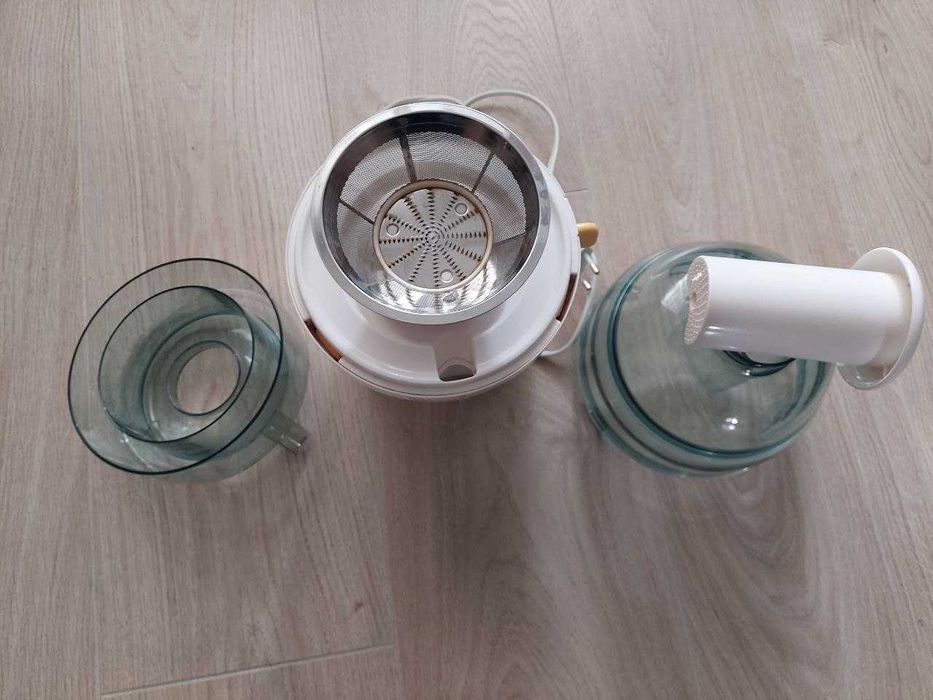 Соковижималка Moulinex JU210