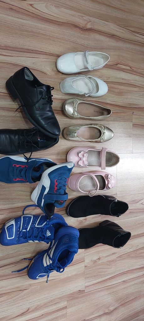 Buty dla chłopca i dziewczynki