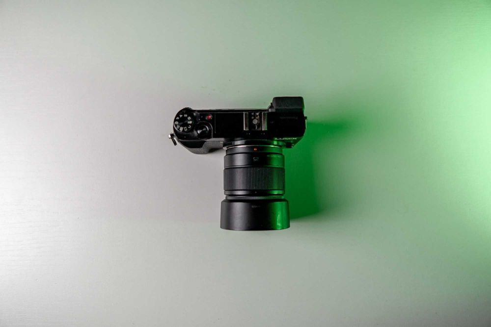 Портретний об'єктив Panasonic LUMIX 25mm f/1,7