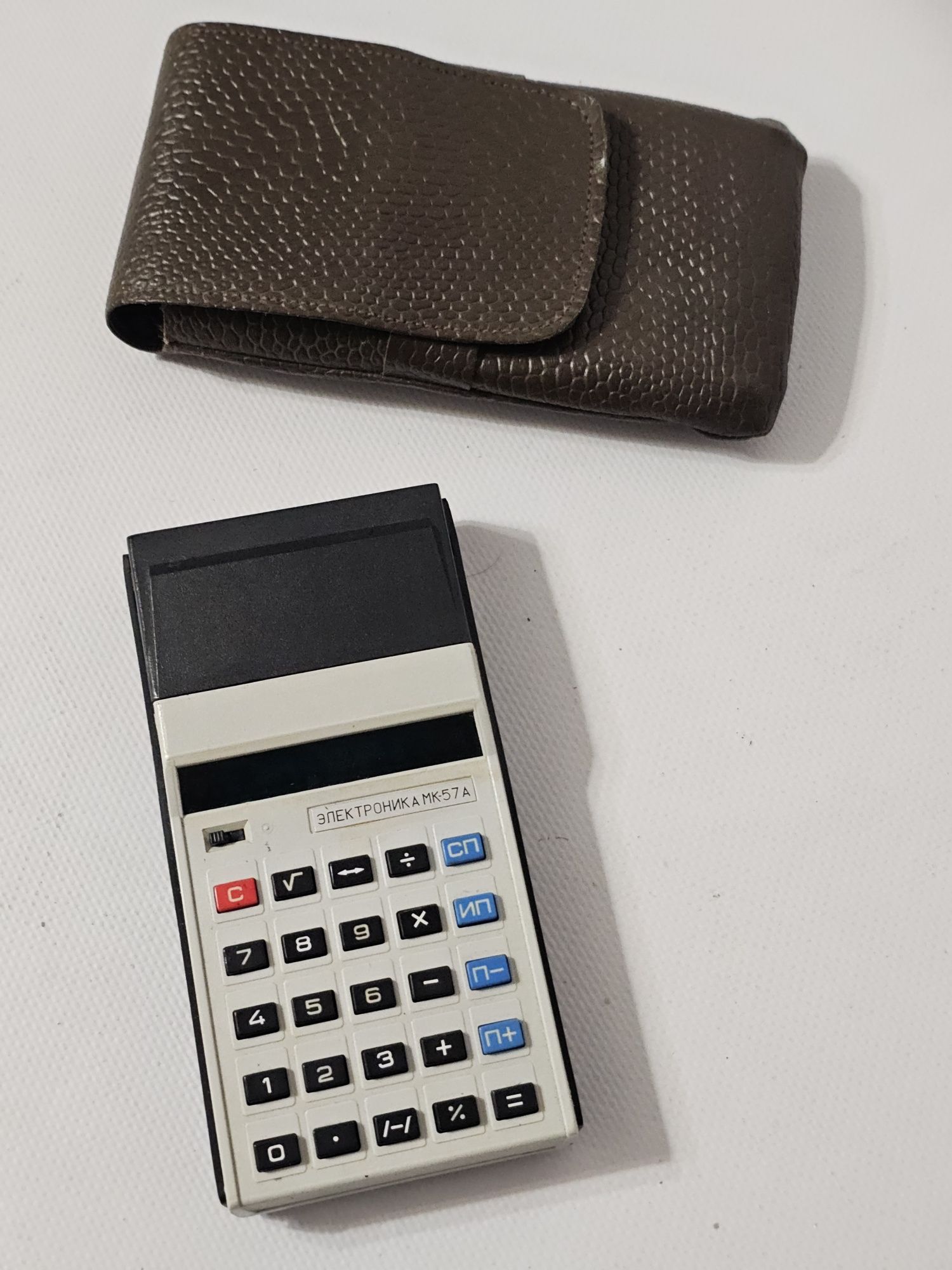 Продам калькулятор СССР Електроніка МК 57 А