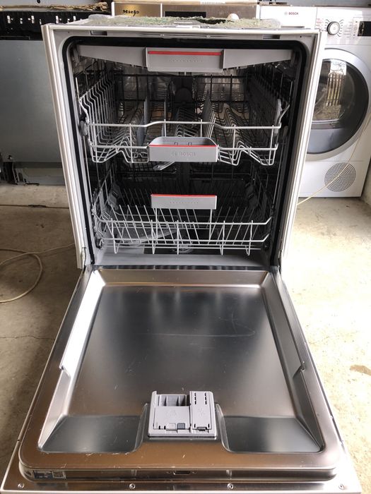 Посудомийна машина Bosch serie 4 2021 рік