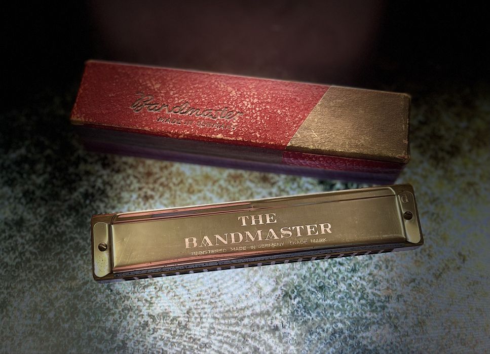 Винтажная губная гармошка THE BANDMASTER (Made in Germany)