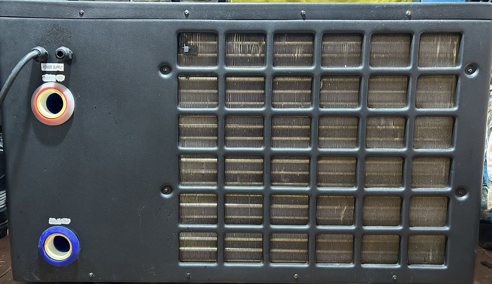 Тепловий насос нагрівач для басейна