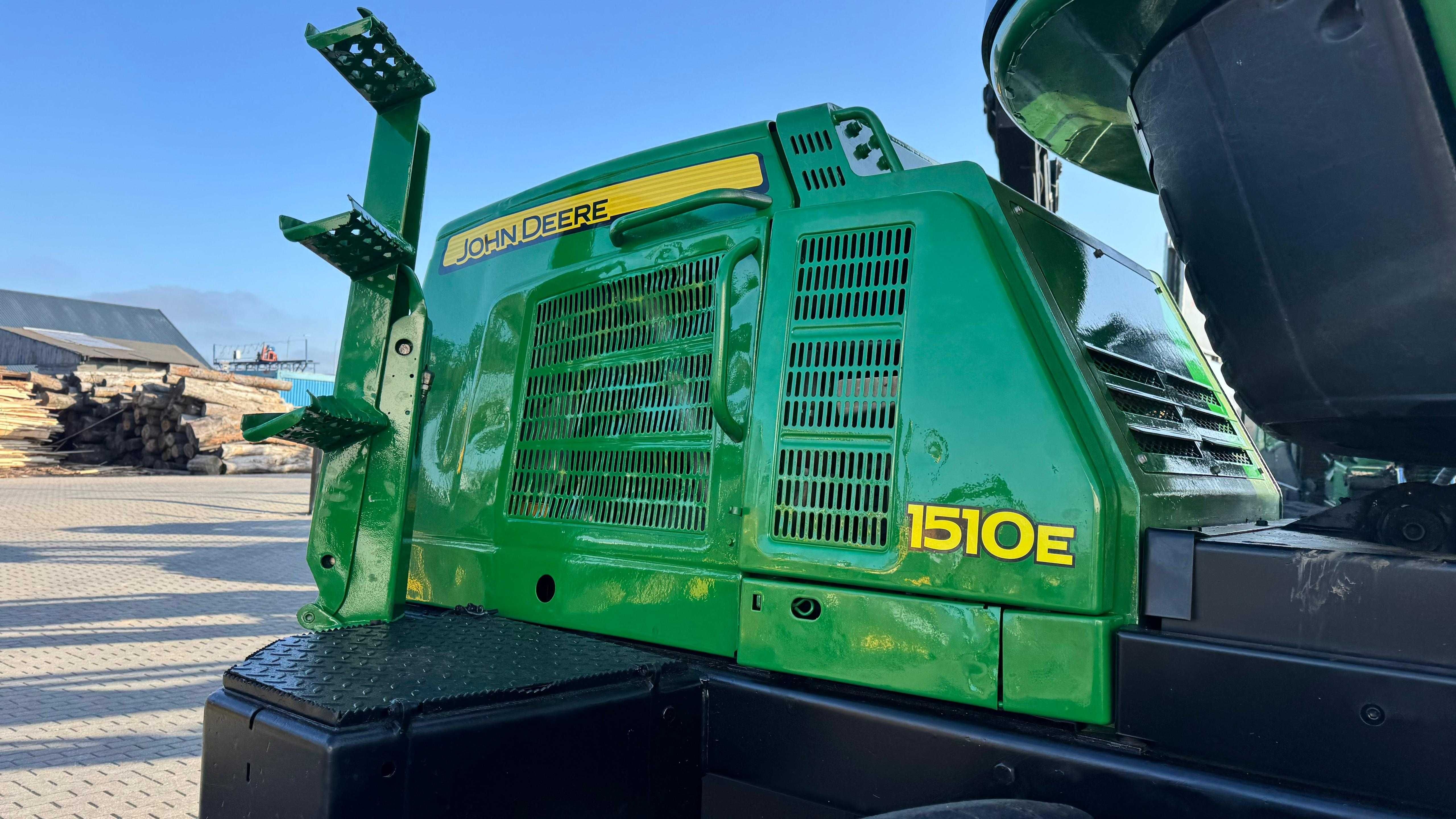 Forwarder John Deere 1510E VLS rok 2011