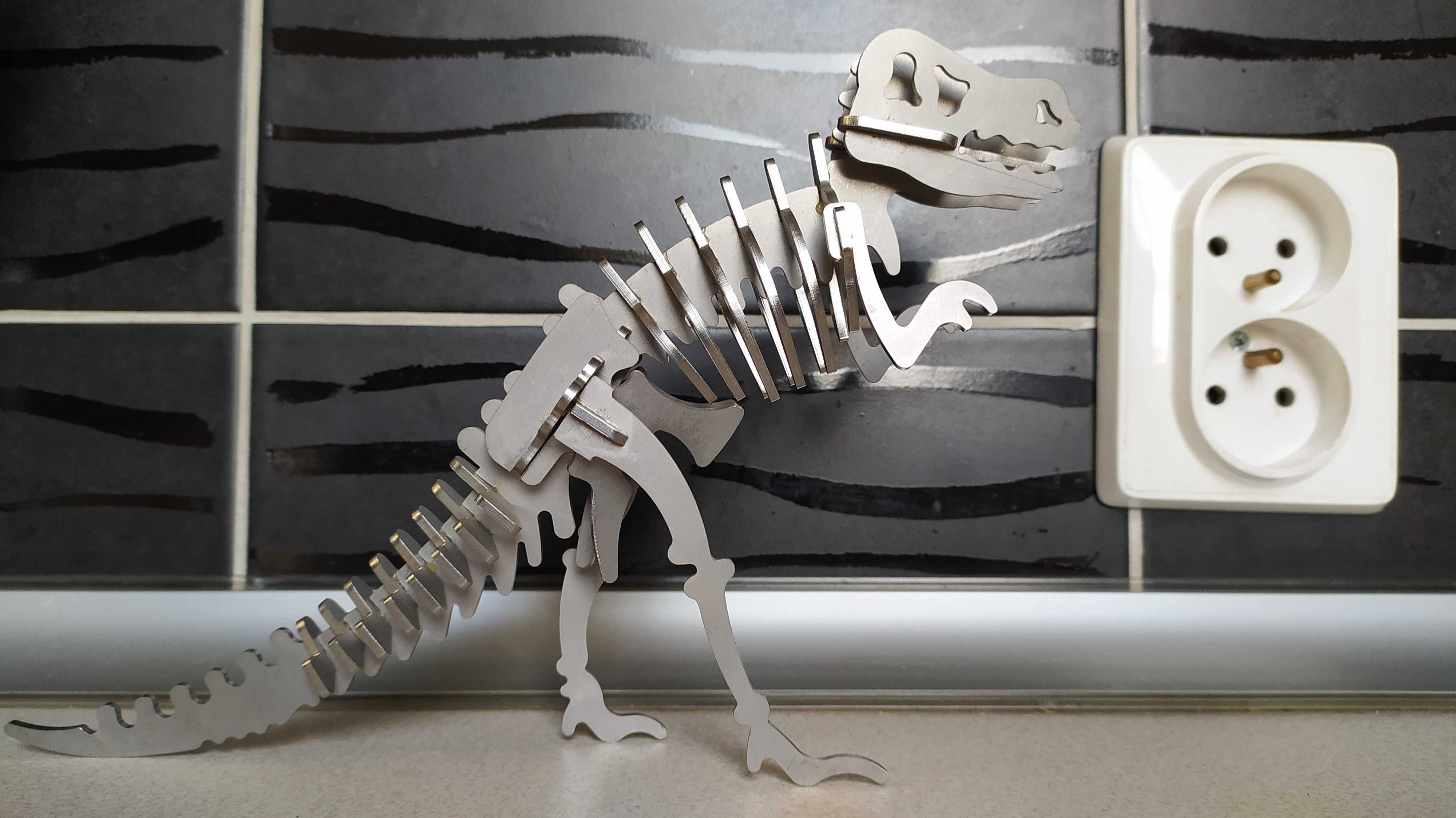 Dinozaur Puzle 3D Metal TYRANOSAUR Super Prezent na Święta dla Niego