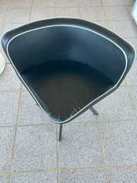 Cadeira almofada  cor preto