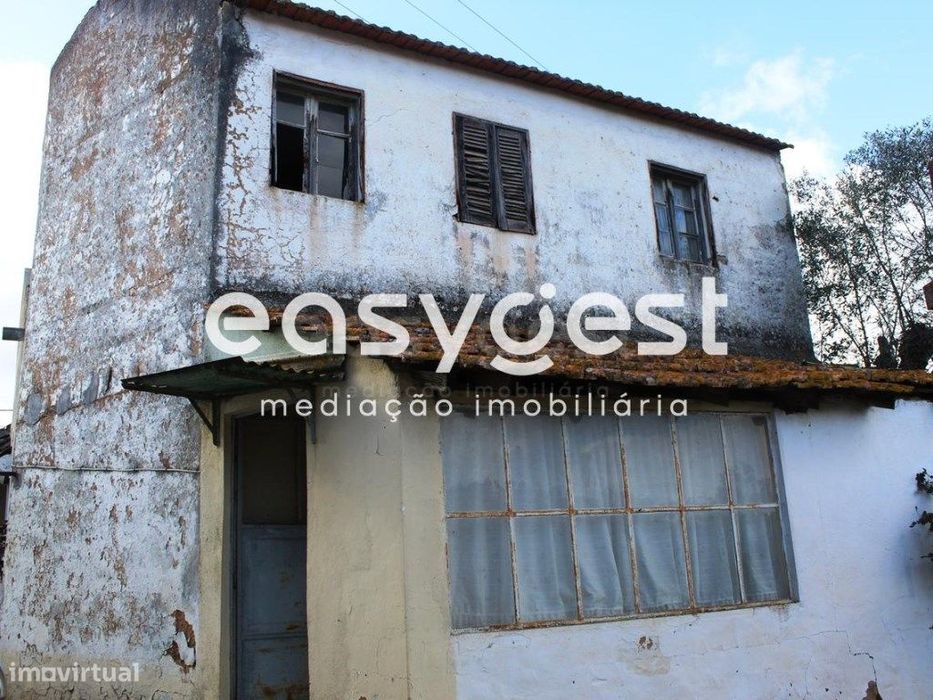 Moradia para recuperar em Tomar