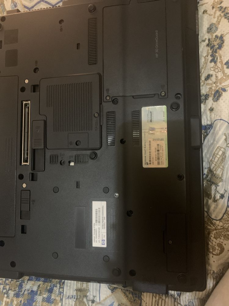 PC notebook HP Compaq 6730b