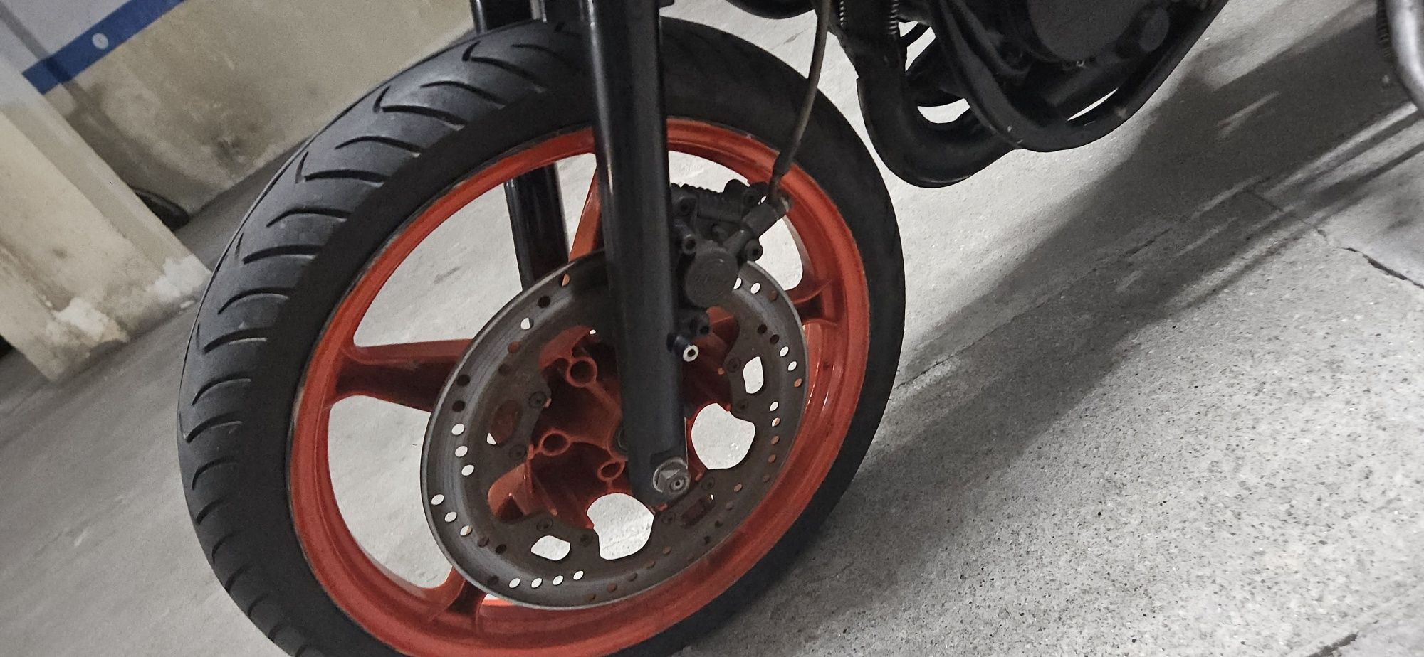 Casal boss 2v com motor aprilia