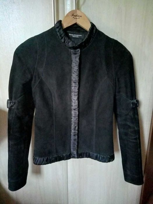 Продам замшевую куртку(эксклюзивная вещь)!