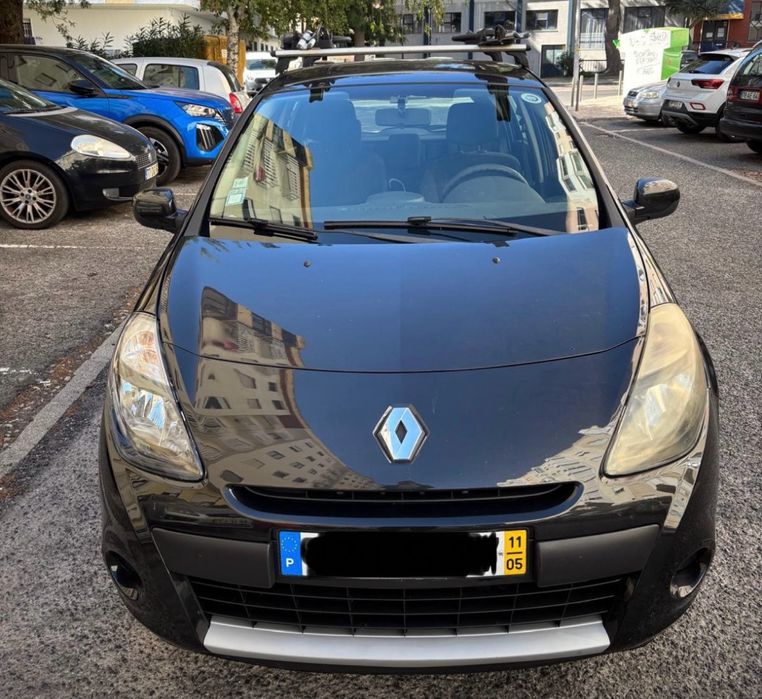 Renault Clio 1.5 DCI 5 portas preto