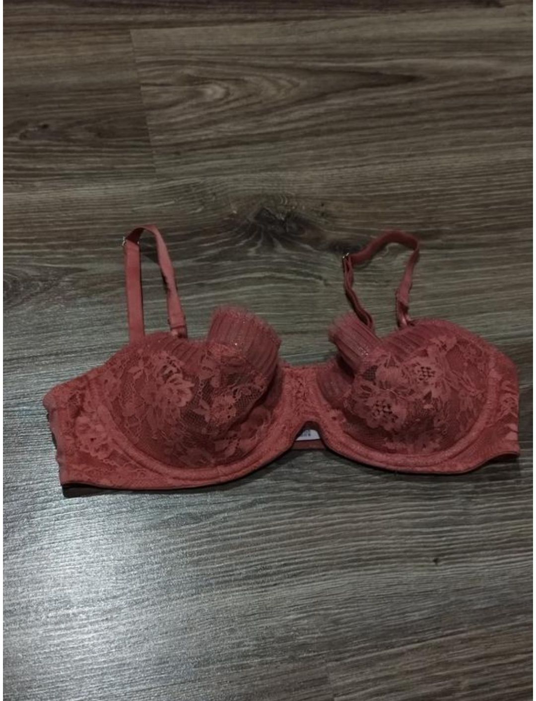 Шикарый бюстгальтер victoria's secret 32d(d70)