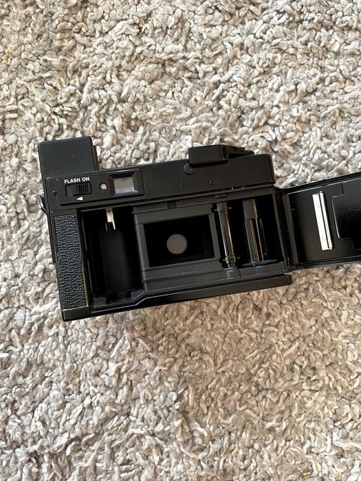 Canon A35F повністю робоча плівкова камера в чудовому стані