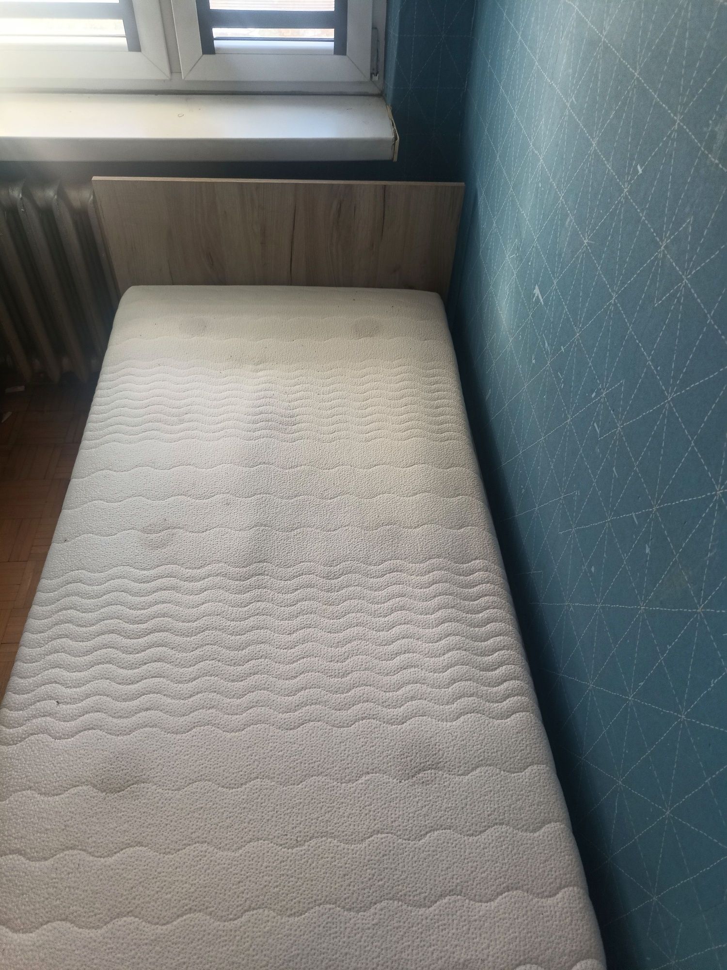 Łóżko z materacem Janpol Wenus 80/200