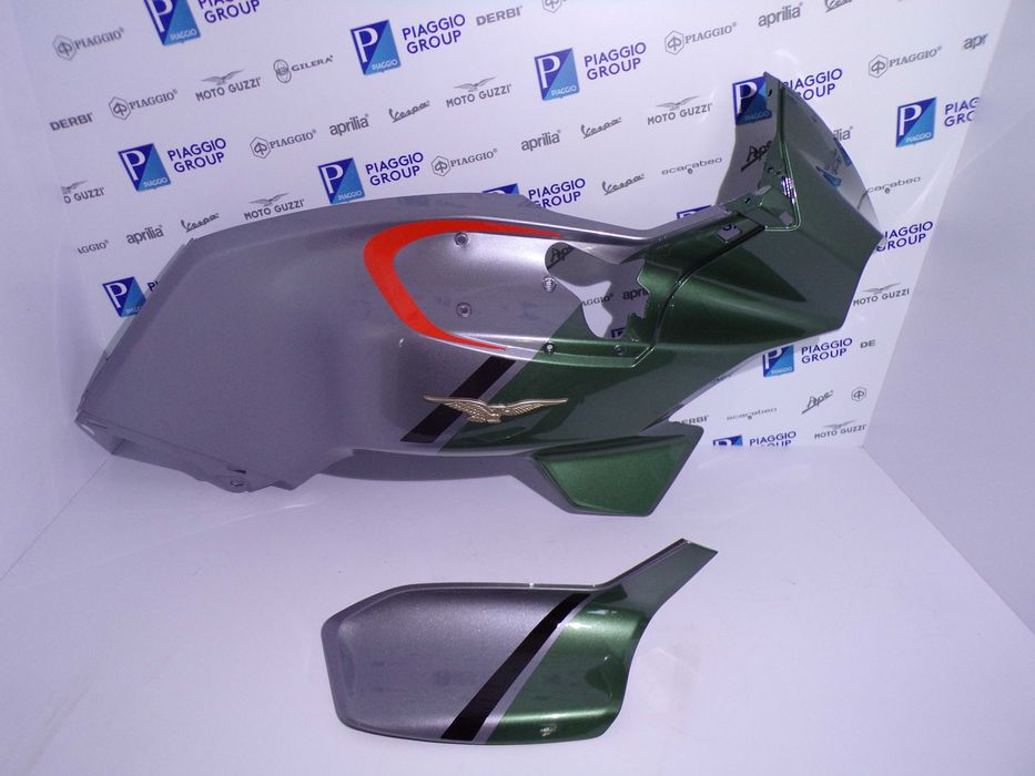 Owiewka Zbiornika kolor komplet Moto Guzzi v100 Mandello Nowa OEM.