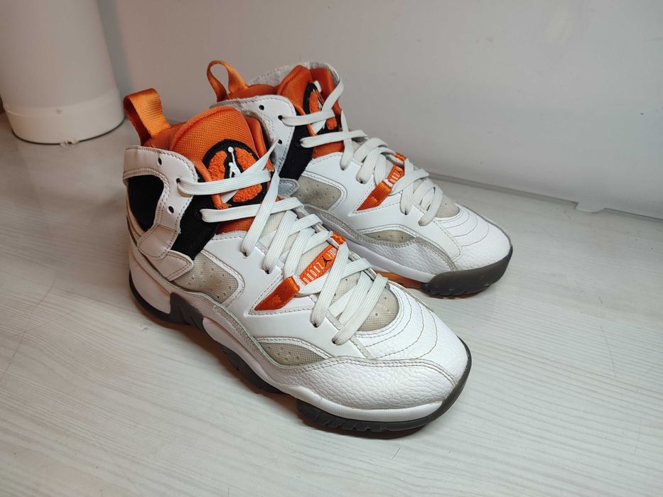 Кроссовки Nike Jordan Two Trey 37,5р. стелька 24 см.