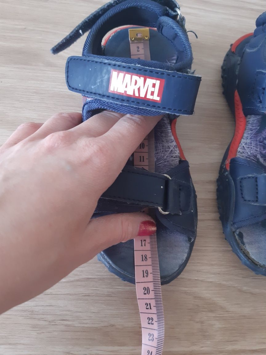 Sandały chłopięce 29 Marvel 18.5 cm