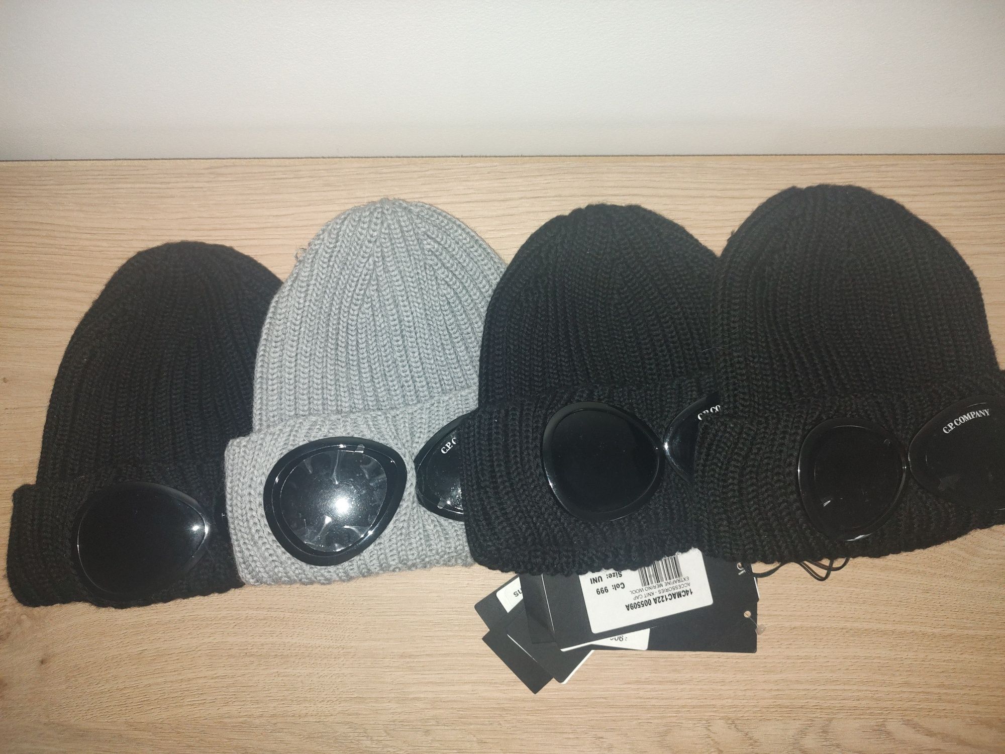 Оригінал шапка C.p Company beanie, оригинал шапка C.p Company google