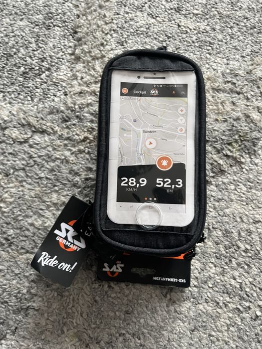 Pokrowiec na smartfon SKS