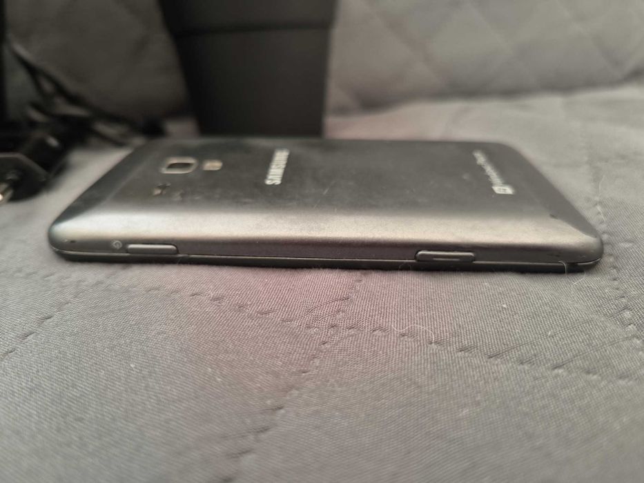 Samsung Omnia M 4' cale Windows Phone 7.8, 5MP WiFi Bluetooth