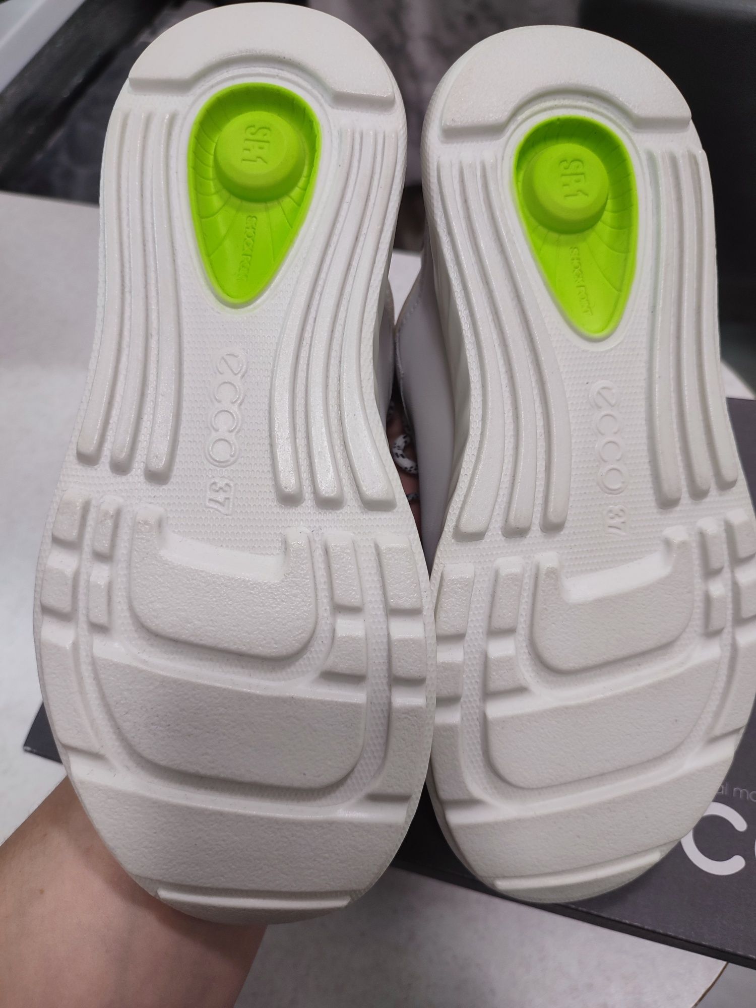 Шкіряні кросівки  Ecco SP.1 Lite