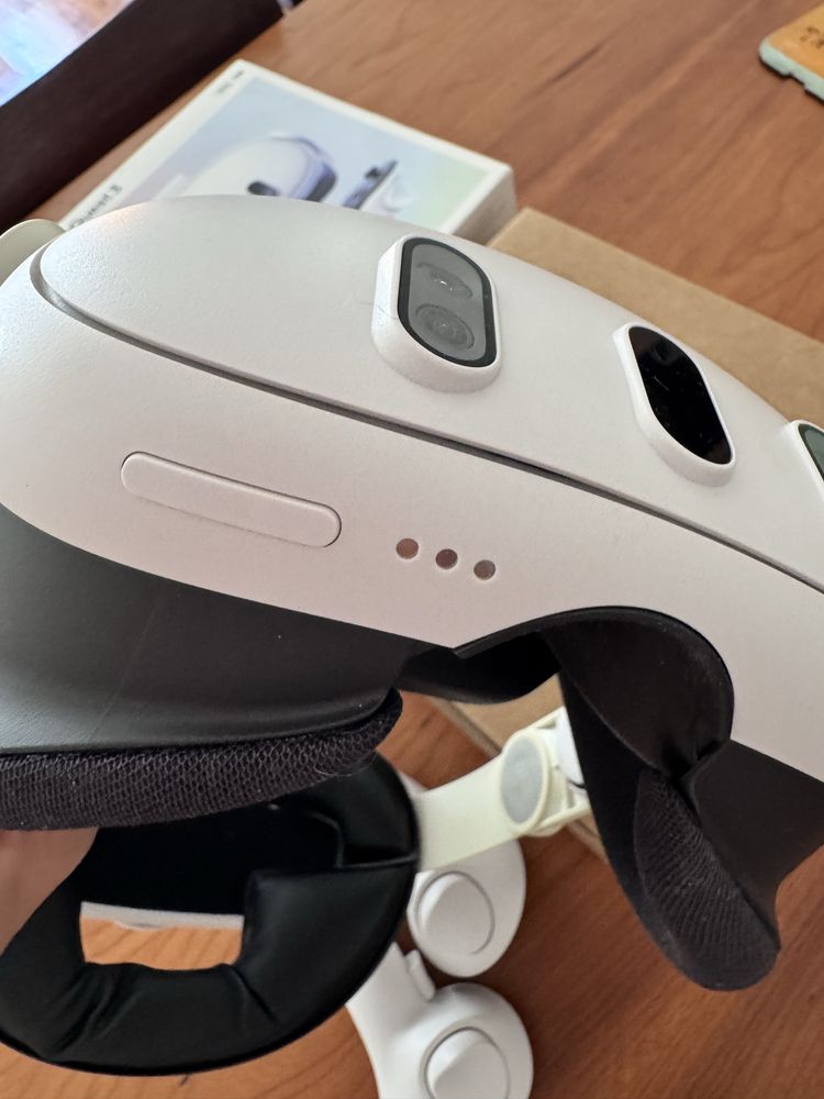 Meta Quest 3 - 512 GB + head strap Kiwi – muito pouco uso