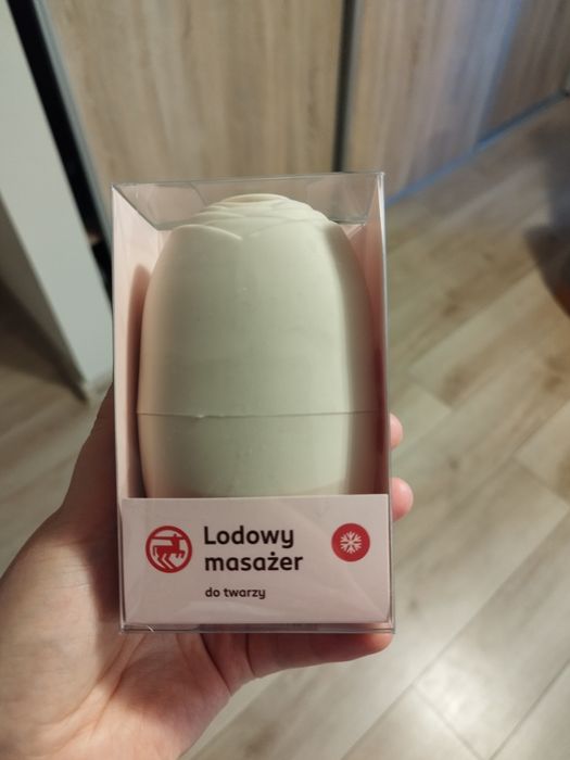 Lodowy masażer rossmann
