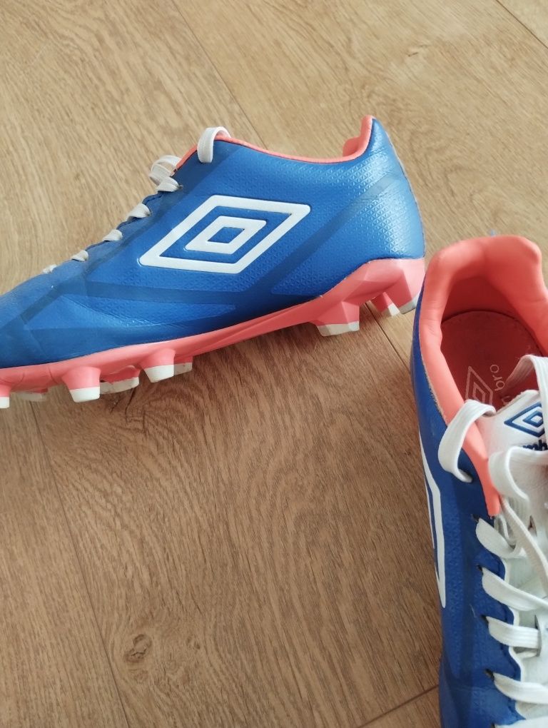 Umbro korki 36,5