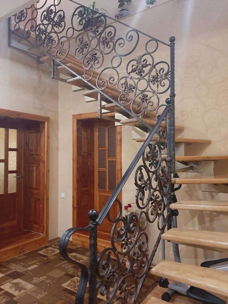 Продаж будинку в Чинадієво біля Синяка.