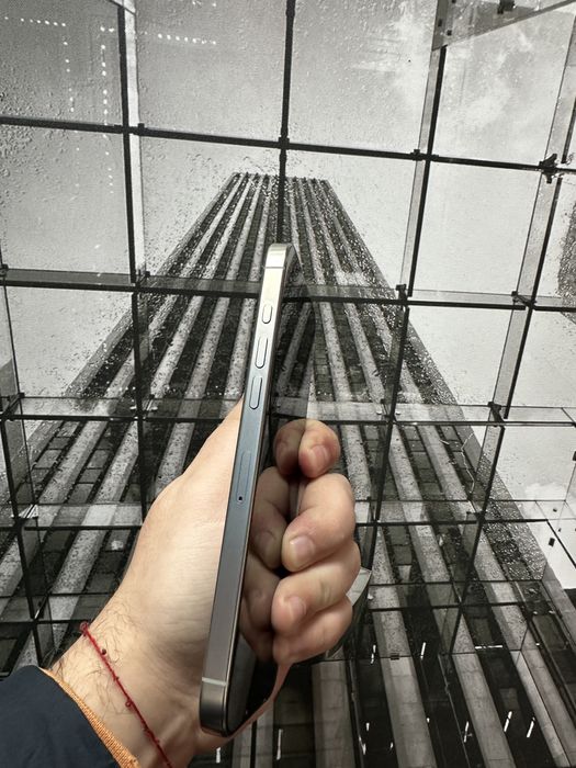 Продам iPhone 16ProMax 256Gb 100 % Аккамулятор ,Гарантия ,Магазин!