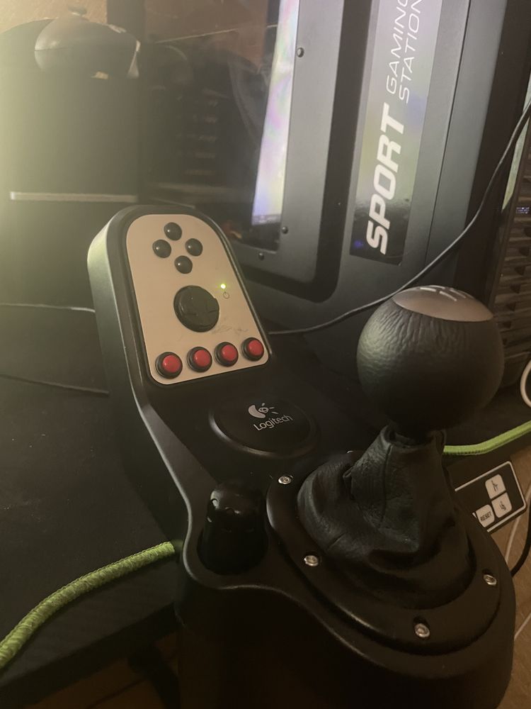 Ігровий руль Logitech g27