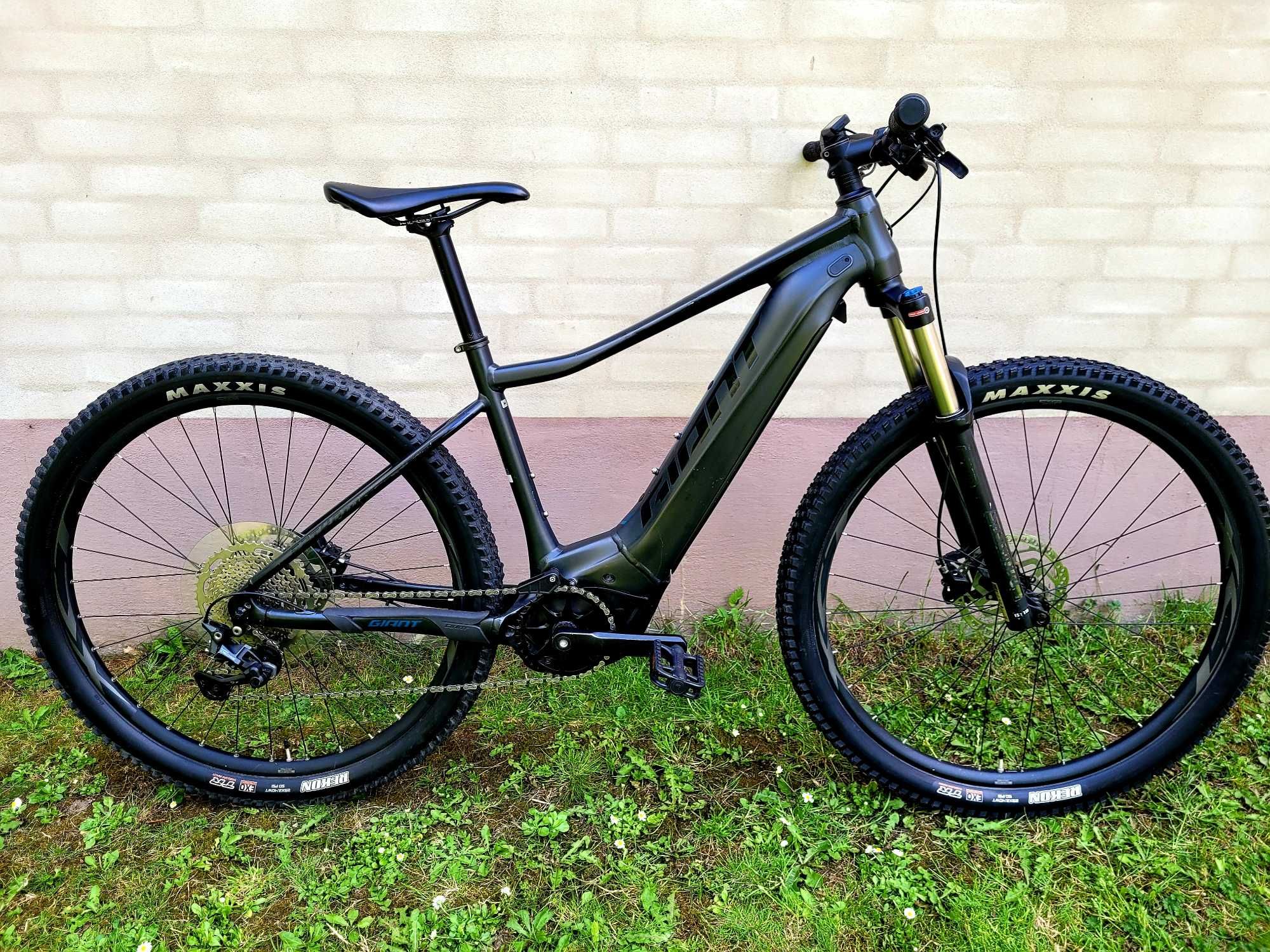 Rower elektryczny,  Giant Fathom E+ 2, 2022, nowy 15800zł,tylko1792km